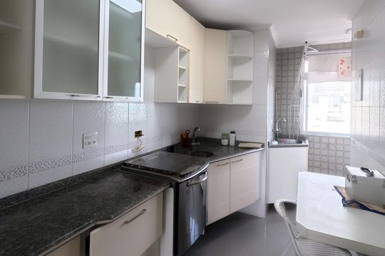 Cozinha  de apartamento para alugar com 2 quartos, 95m² em Campo Grande, Santos