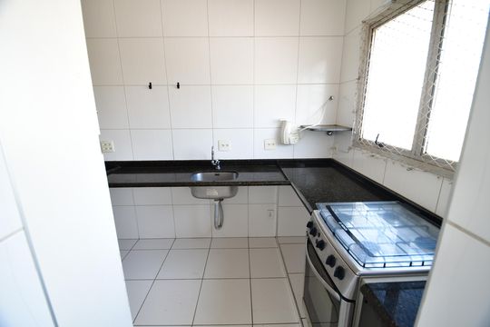 Cozinha de apartamento para alugar com 2 quartos, 93m² em Bosque, Campinas