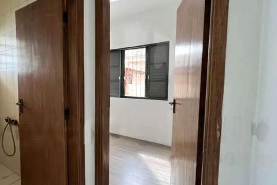 Casa à venda com 3 quartos, 300m² em Guarani, Campinas