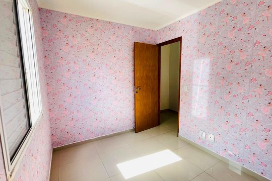 Quarto 2 de apartamento para alugar com 2 quartos, 45m² em Jardim Isis, Cotia