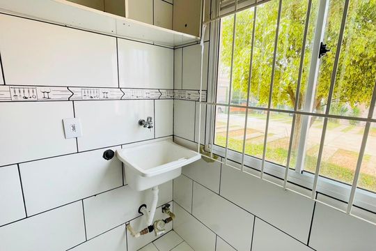 Área de Serviço de apartamento para alugar com 2 quartos, 45m² em Jardim Isis, Cotia