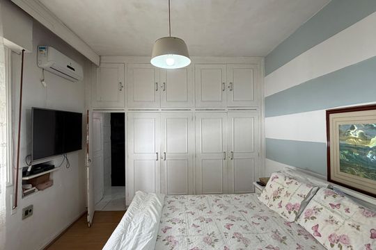 Suite de casa para alugar com 4 quartos, 200m² em Aparecida, Santos