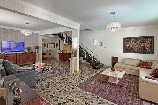 Sala de casa para alugar com 4 quartos, 200m² em Aparecida, Santos