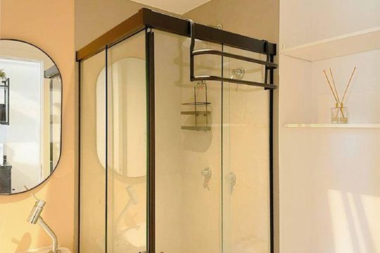 Banheiro de kitnet/studio à venda com 1 quarto, 20m² em Bela Vista, São Paulo