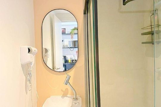 Banheiro de kitnet/studio à venda com 1 quarto, 20m² em Bela Vista, São Paulo