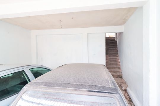 Garagem de casa para alugar com 2 quartos, 80m² em Jardim Adelaide, São Paulo