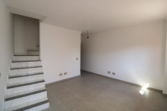 Casa à venda com 3 quartos, 79m² em Vila California, São Paulo