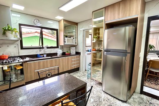 Cozinha de apartamento à venda com 2 quartos, 115m² em Picanço, Guarulhos