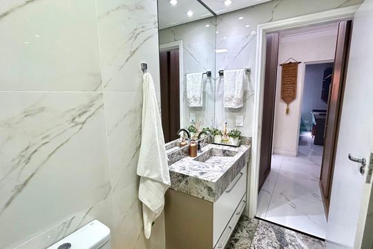 Banheiro 1 de apartamento à venda com 2 quartos, 115m² em Picanço, Guarulhos
