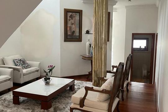 Casa de Condomínio à venda com 4 quartos, 270m² em Chácaras Alpina, Valinhos