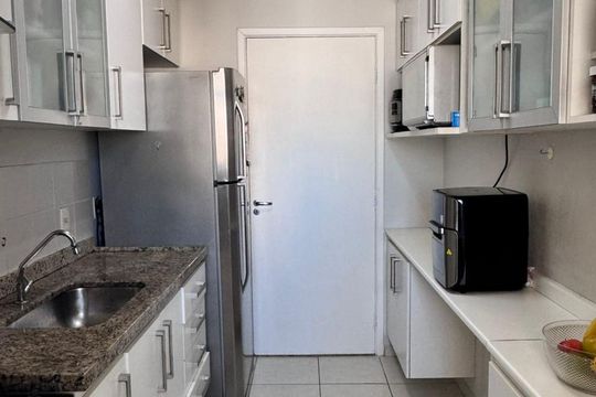 Cozinha de apartamento à venda com 2 quartos, 64m² em Vila Industrial (Campinas), Campinas