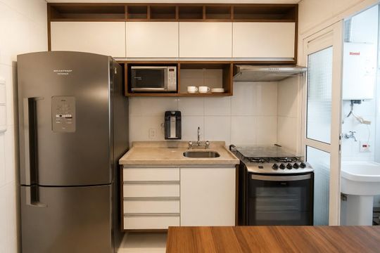 Cozinha de apartamento para alugar com 1 quarto, 43m² em Bela Vista, São Paulo