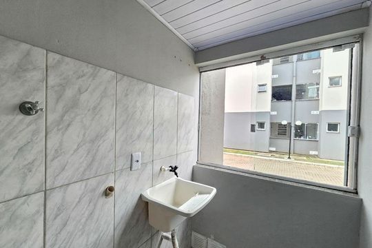 Área de serviço de apartamento para alugar com 2 quartos, 57m² em Santa Cruz, Gravataí