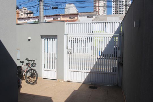 Garagem de casa à venda com 2 quartos, 130m² em Santa Paula, São Caetano do Sul
