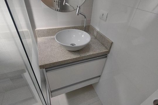 Banheiro da Suíte de casa à venda com 2 quartos, 130m² em Santa Paula, São Caetano do Sul