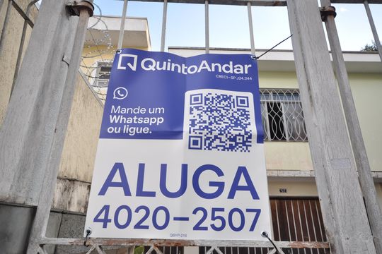 Placa de casa para alugar com 1 quarto, 35m² em Jardim Guanca, São Paulo