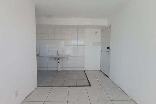 Sala de apartamento para alugar com 2 quartos, 42m² em Santo Antonio da Prata, Belford Roxo