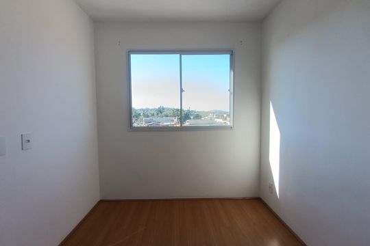 Quarto 2 de apartamento para alugar com 2 quartos, 42m² em Santo Antonio da Prata, Belford Roxo