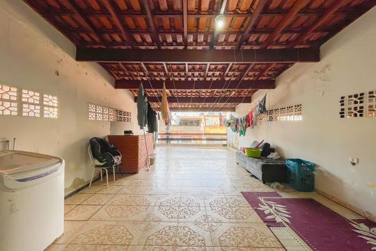 Terraço de casa à venda com 3 quartos, 253m² em Aliança, Osasco