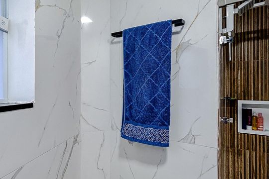 Banheiro da Suíte de casa para alugar com 3 quartos, 250m² em Vila Santa Isabel, São Paulo
