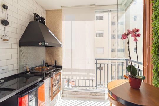 Sacada de apartamento à venda com 2 quartos, 54m² em Bussocaba, Osasco