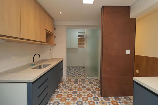 Cozinha de apartamento para alugar com 1 quarto, 67m² em Liberdade, São Paulo
