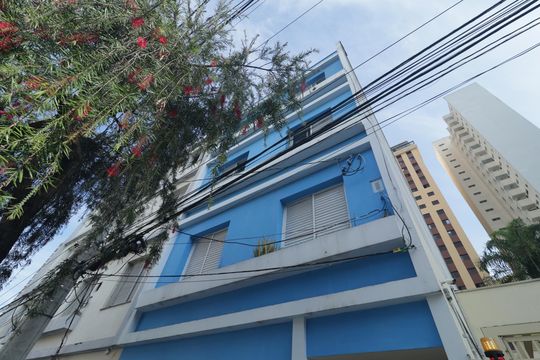 Fachada de apartamento para alugar com 1 quarto, 67m² em Liberdade, São Paulo