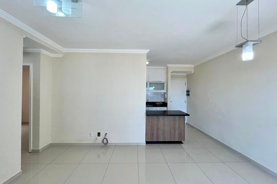 Sala de apartamento à venda com 2 quartos, 55m² em Jardim Chapadão, Campinas