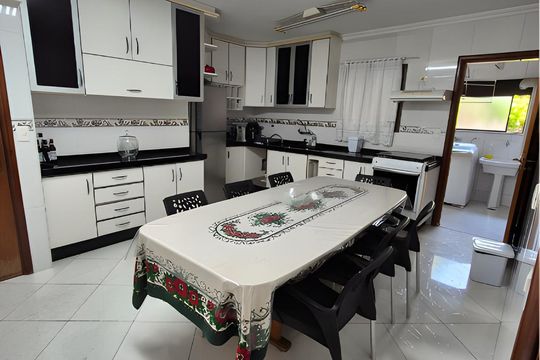 Cozinha de apartamento para alugar com 3 quartos, 140m² em Santana, São Paulo