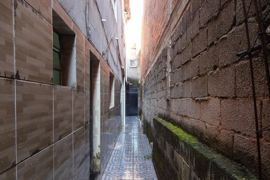 Corredor de casa para alugar com 3 quartos, 125m² em Jardim Presidente Dutra, Guarulhos