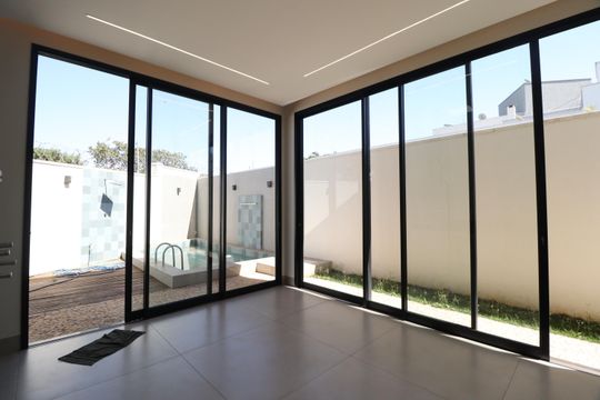 Varanda gourmet de casa de condomínio para alugar com 3 quartos, 210m² em Laranjeiras, Uberlândia