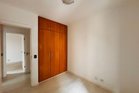 Quarto de apartamento à venda com 3 quartos, 85m² em Alphaville Industrial, Barueri