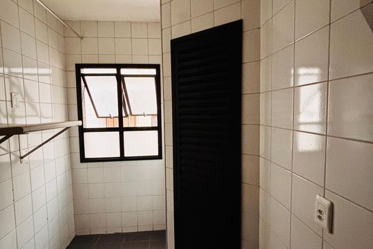 Lavanderia de apartamento à venda com 3 quartos, 85m² em Alphaville Industrial, Barueri