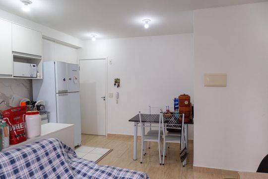 Sala de apartamento à venda com 2 quartos, 47m² em Vila Galvão, Guarulhos
