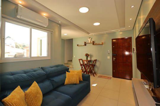 Sala de apartamento para alugar com 2 quartos, 100m² em Vila Curuçá, Santo André