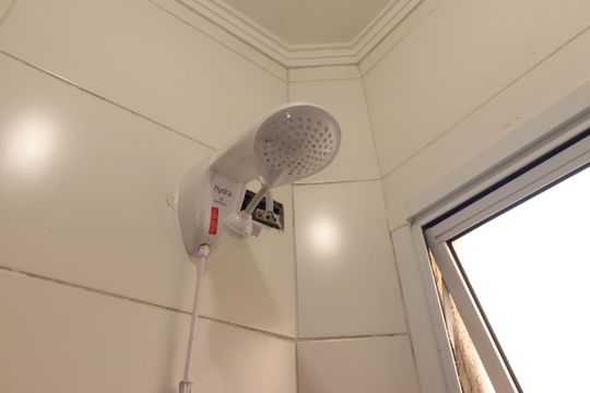 Banheiro da Suíte - Chuveiro de apartamento para alugar com 2 quartos, 100m² em Vila Curuçá, Santo André