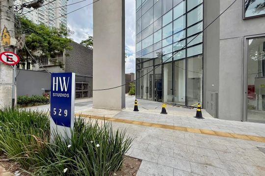 Fachada de kitnet/studio para alugar com 1 quarto, 25m² em Santo Amaro, São Paulo