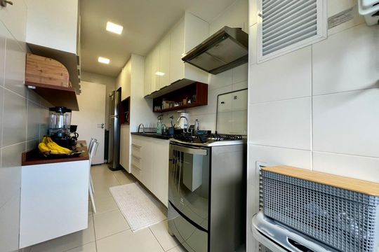 Cozinha de apartamento à venda com 2 quartos, 84m² em Barra da Tijuca, Rio de Janeiro