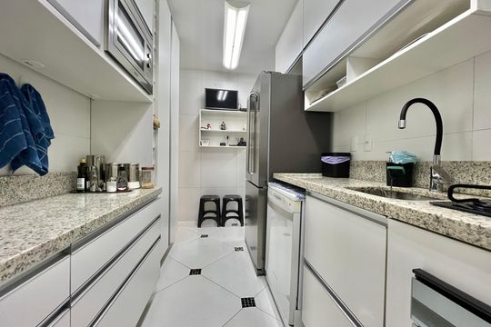 Cozinha de casa de condomínio à venda com 5 quartos, 128m² em Parque Santo Antonio, São Bernardo do Campo