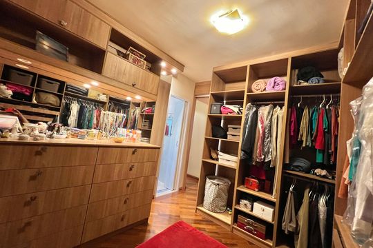 Closet de casa de condomínio à venda com 5 quartos, 128m² em Parque Santo Antonio, São Bernardo do Campo