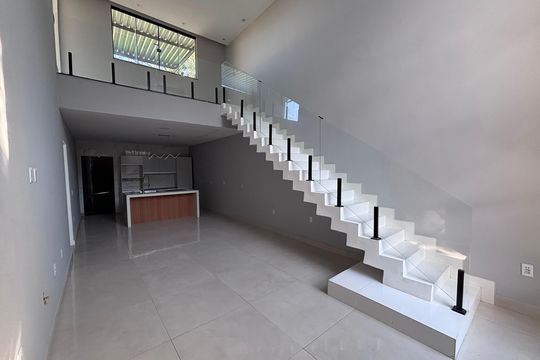 Casa de Condomínio para alugar com 3 quartos, 300m² em Vargem Pequena, Rio de Janeiro