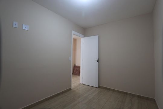 Quarto 1 de apartamento para alugar com 2 quartos, 49m² em Jardim da Laranjeira (zona Leste), São Paulo