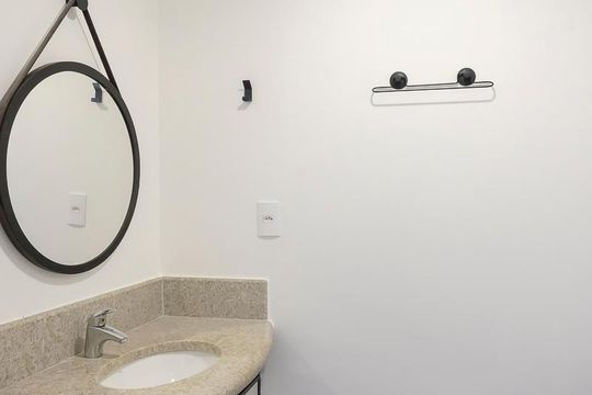 Banheiro de kitnet/studio para alugar com 1 quarto, 19m² em Santa Paula, São Caetano do Sul