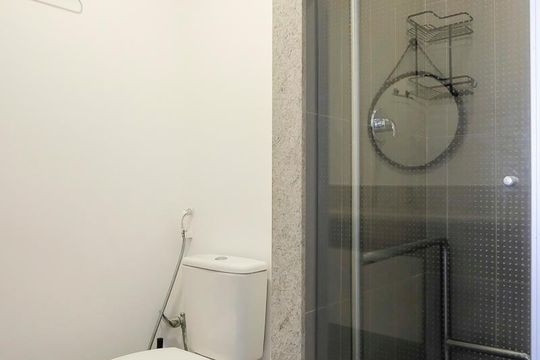 Banheiro de kitnet/studio para alugar com 1 quarto, 19m² em Santa Paula, São Caetano do Sul