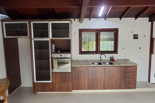 Cozinha de casa para alugar com 3 quartos, 310m² em Rio Tavares, Florianópolis