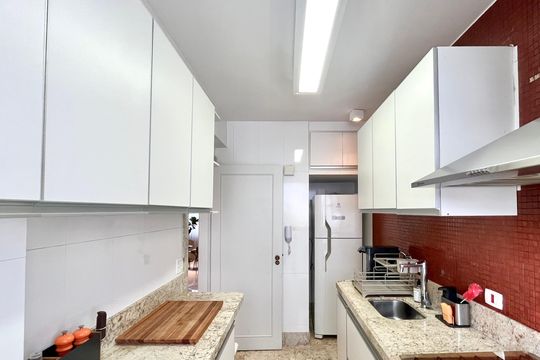 Apartamento à venda com 3 quartos, 138m² em Cruzeiro, Belo Horizonte