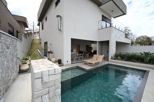 Casa de Condomínio à venda com 3 quartos, 319m² em Chácaras Maringá, Goiânia