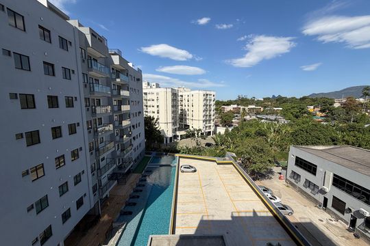 Sala - Varanda  de apartamento para alugar com 2 quartos, 62m² em Taquara, Rio de Janeiro