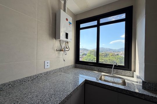 Área de serviço  de apartamento para alugar com 2 quartos, 62m² em Taquara, Rio de Janeiro