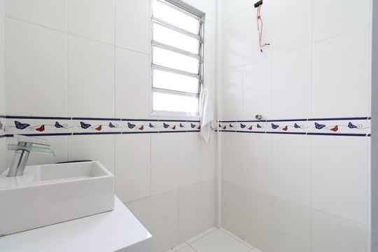 Banheiro Social de apartamento à venda com 3 quartos, 115m² em Bom Retiro, São Paulo